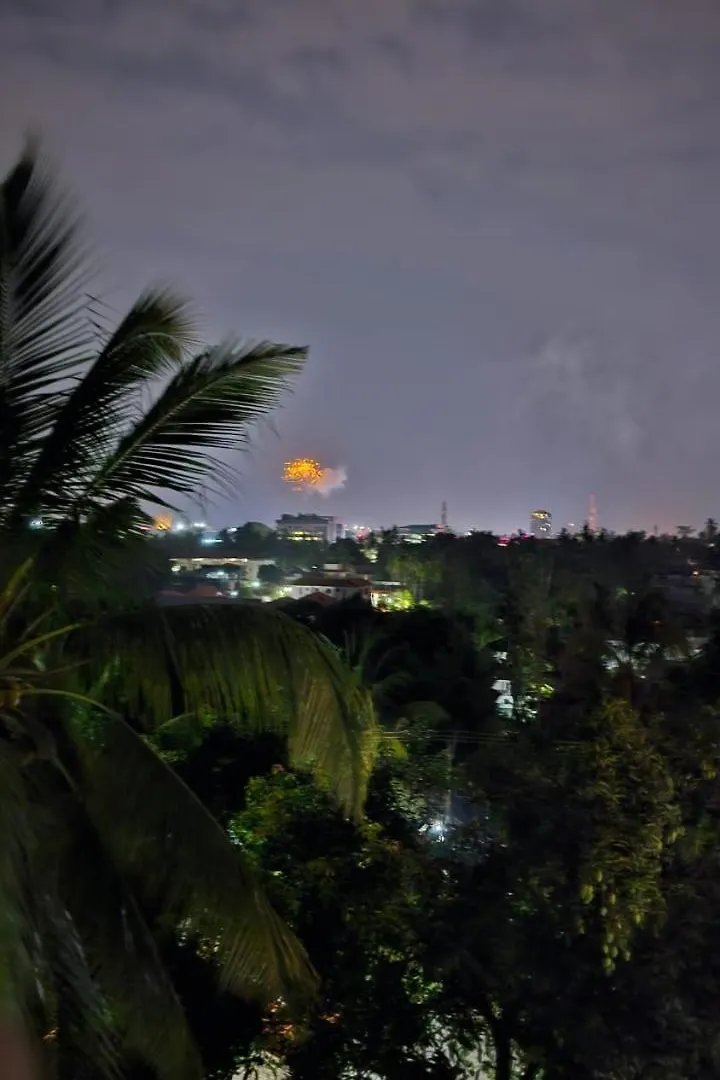 Lmr Stays And Holidays Thrissur Indie